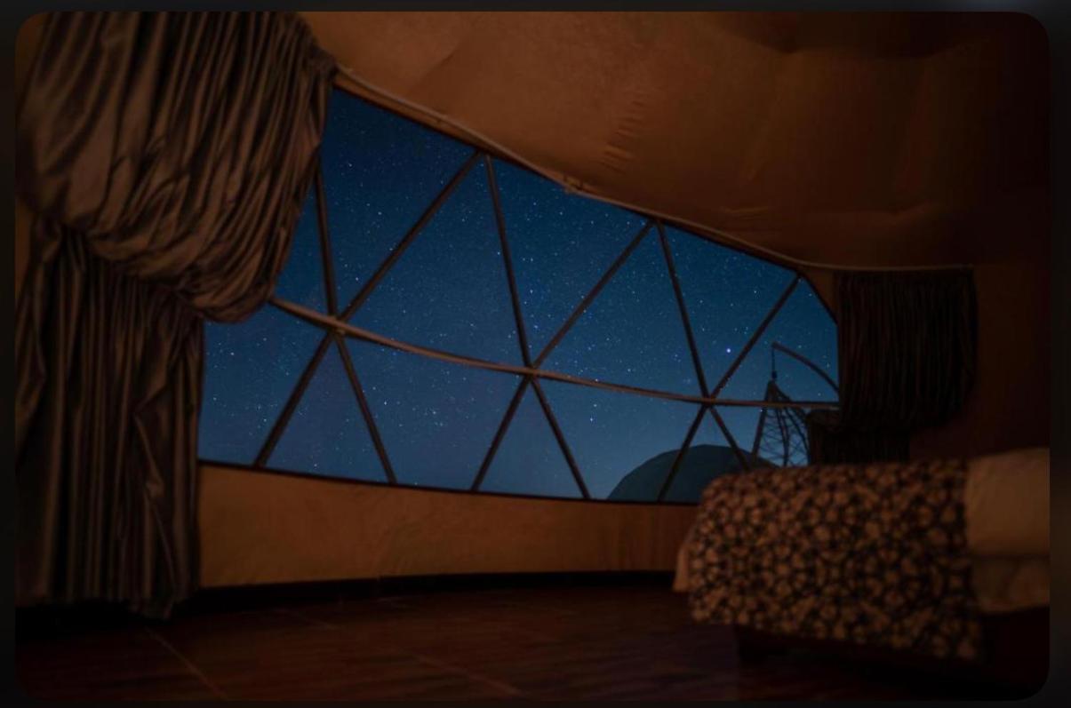 W Camp Wadi Rum Buitenkant foto